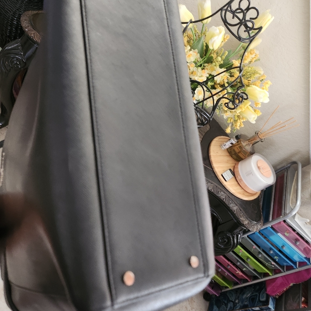 Kate Spade saffiano leather shoulder bag - Picture 5 of 6